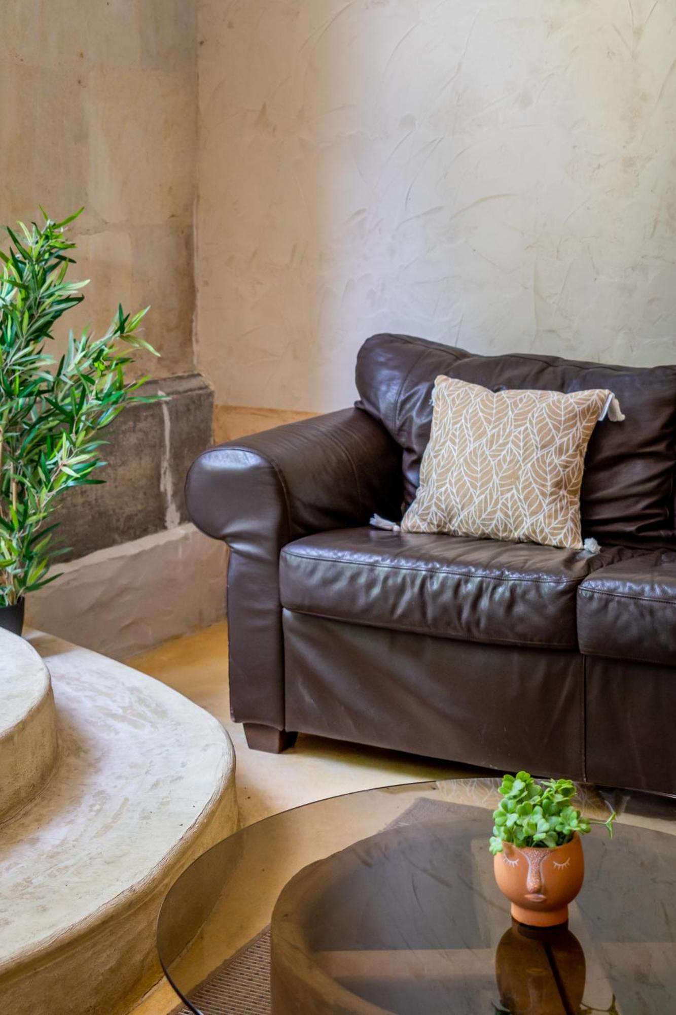 Ultimate Relaxation For Family Or Group At Renowned Couvent Des Ursulines, A Tranquil Escape In Historic Pezenas Villa Cameră foto